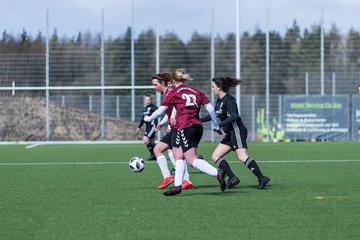 Bild 170 - F FSG Kaltenkirchen -  SV Eintracht Luebeck : Ergebnis: 2:1